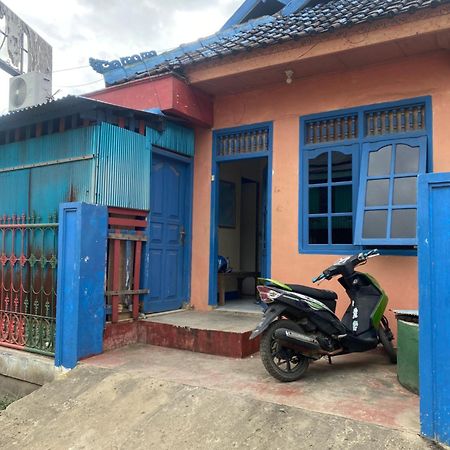 Cempaka Hostel Labuan Bajo Kültér fotó