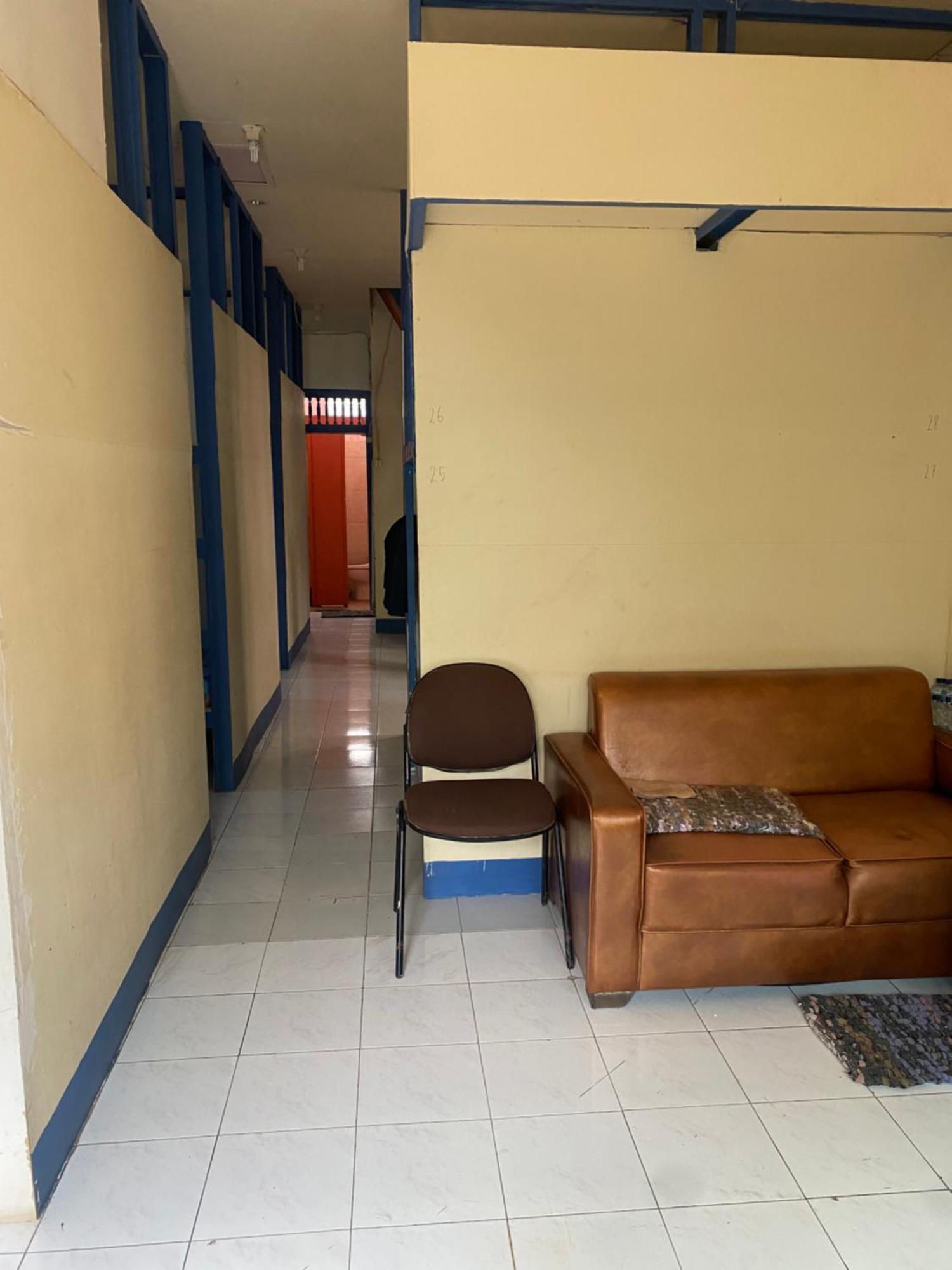 Cempaka Hostel Labuan Bajo Kültér fotó