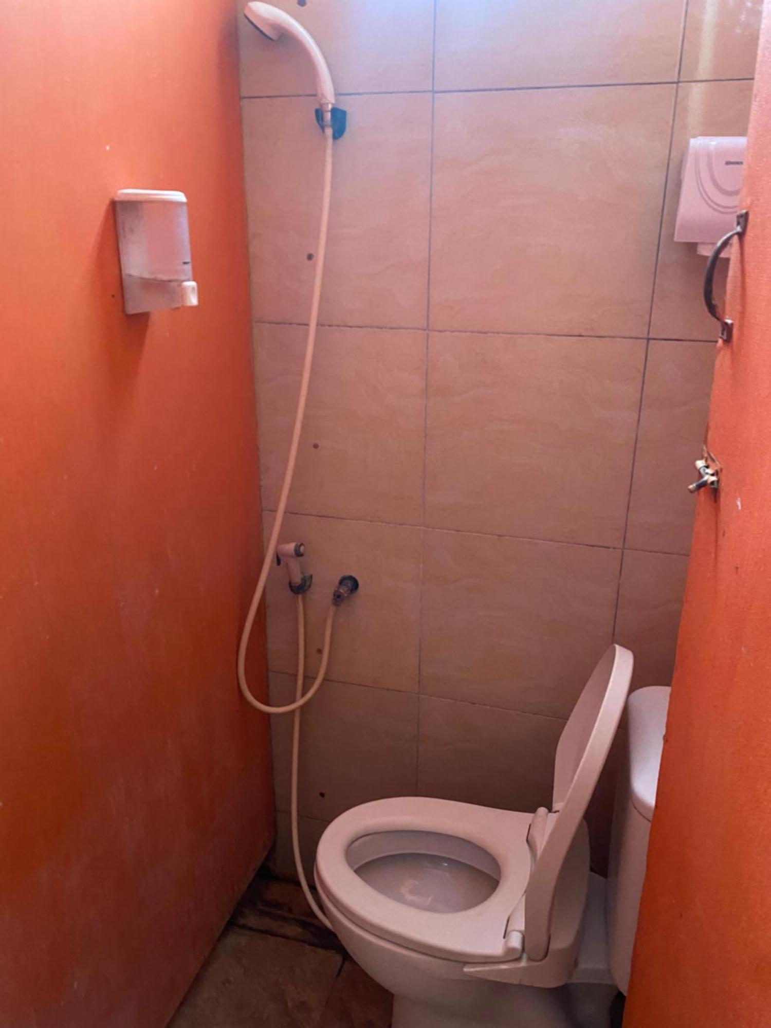 Cempaka Hostel Labuan Bajo Kültér fotó