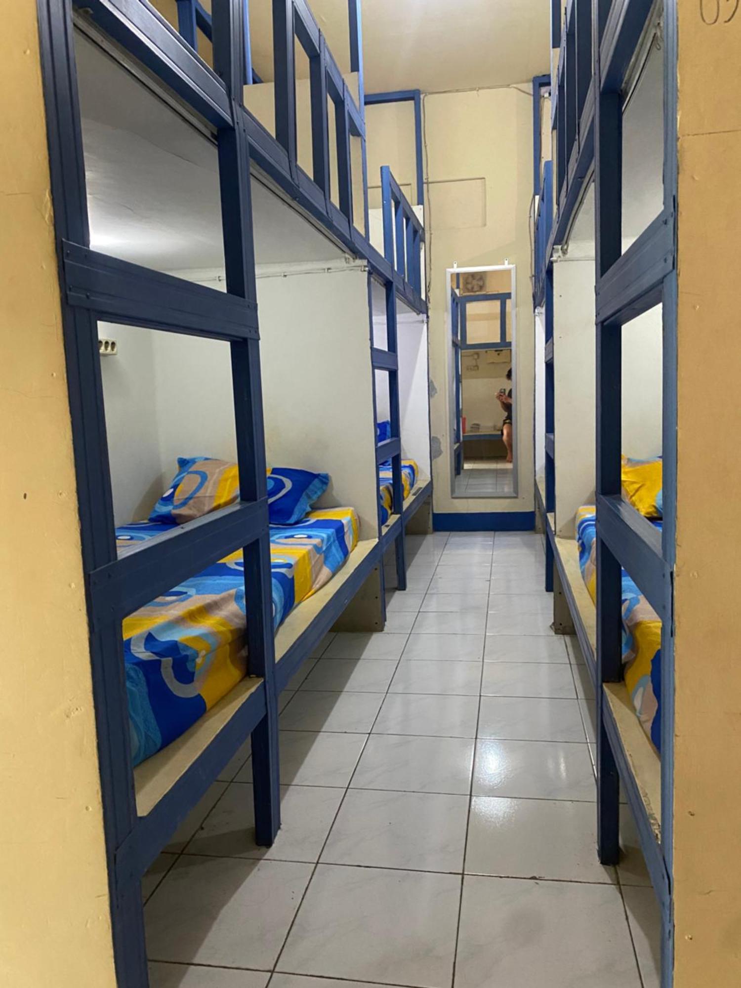 Cempaka Hostel Labuan Bajo Kültér fotó